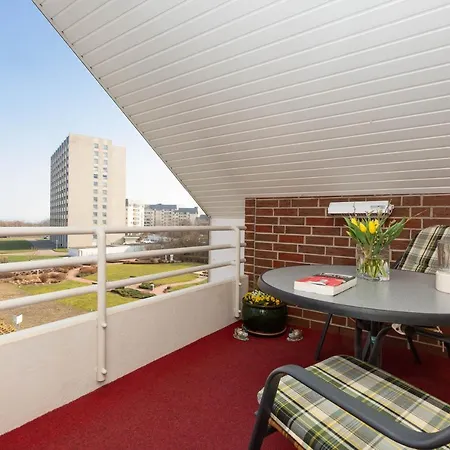 Trafalgar 354 Apartment